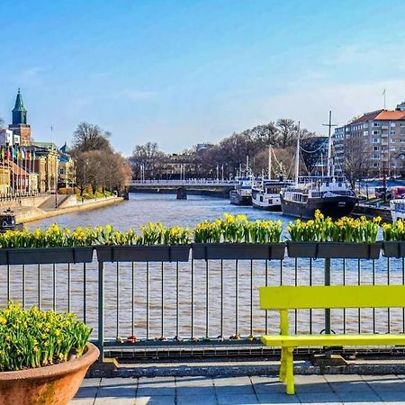Magic City Center For Two Turku Zewnętrze zdjęcie