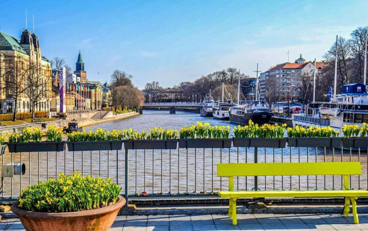 Magic City Center For Two Turku Zewnętrze zdjęcie